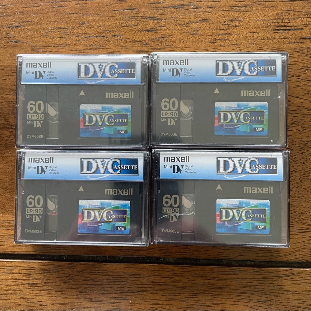 Maxell DVCassette Mini DV 60 (4-Pack) - Black NWT